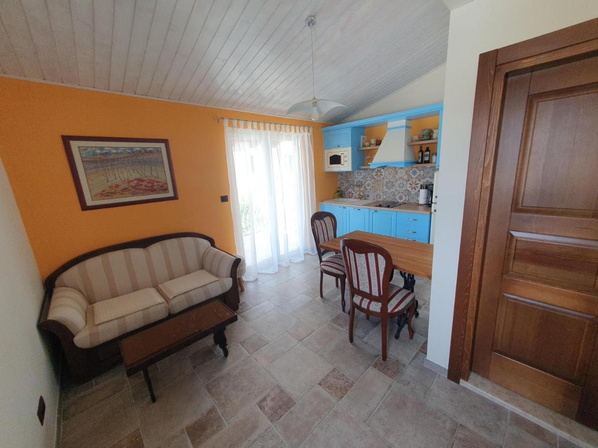 Apartments Mia 2 Ρόβινι Εξωτερικό φωτογραφία